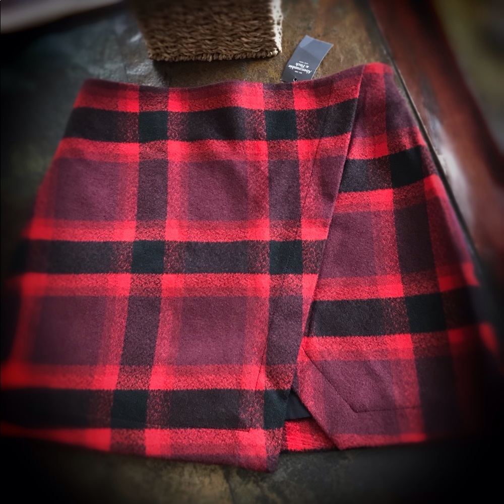 Abercrombie & Fitch Plaid Wool mini skirt